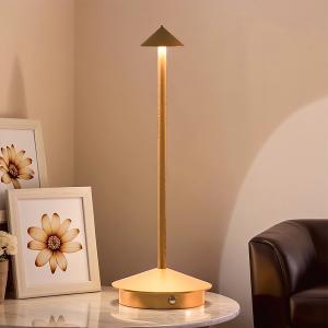 Small Pointed Desk Lamp